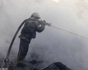 РФ збільшує виробництво зброї: Зеленський розповів про масштаб атак і закликав посилити санкції